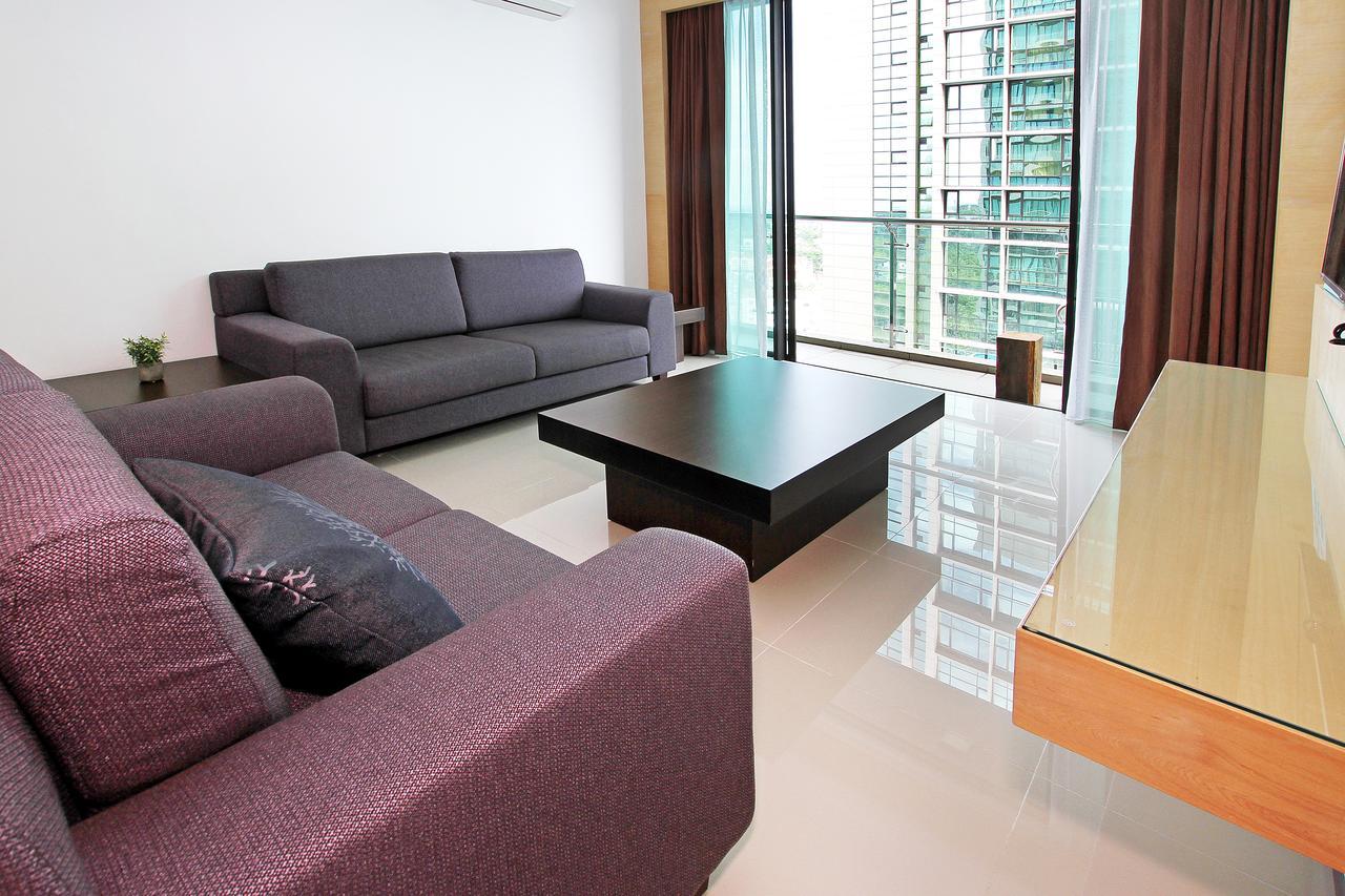 Bernard Holiday Home @ Imperial Suites Kuching Zewnętrze zdjęcie