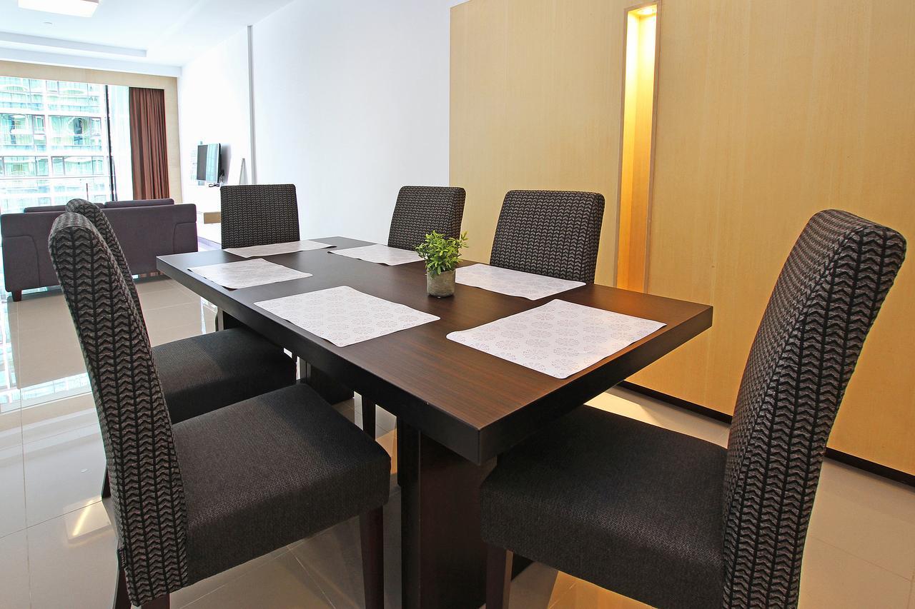 Bernard Holiday Home @ Imperial Suites Kuching Zewnętrze zdjęcie