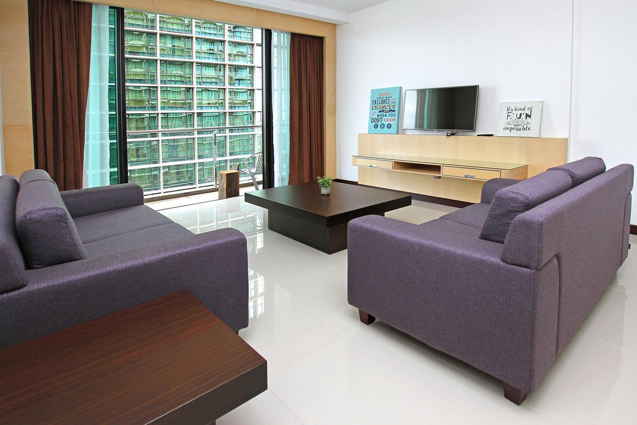Bernard Holiday Home @ Imperial Suites Kuching Zewnętrze zdjęcie