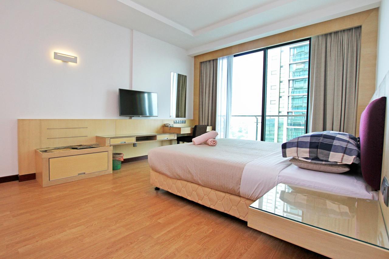 Bernard Holiday Home @ Imperial Suites Kuching Zewnętrze zdjęcie