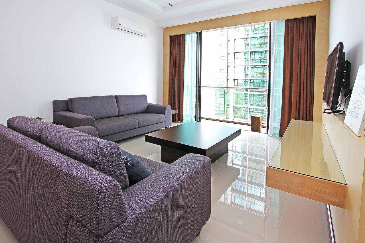 Bernard Holiday Home @ Imperial Suites Kuching Zewnętrze zdjęcie