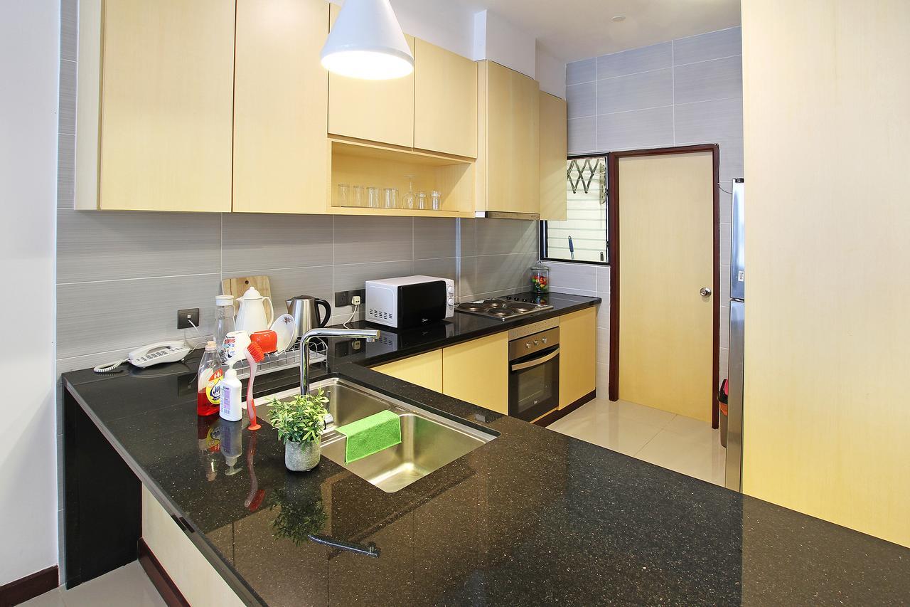 Bernard Holiday Home @ Imperial Suites Kuching Zewnętrze zdjęcie