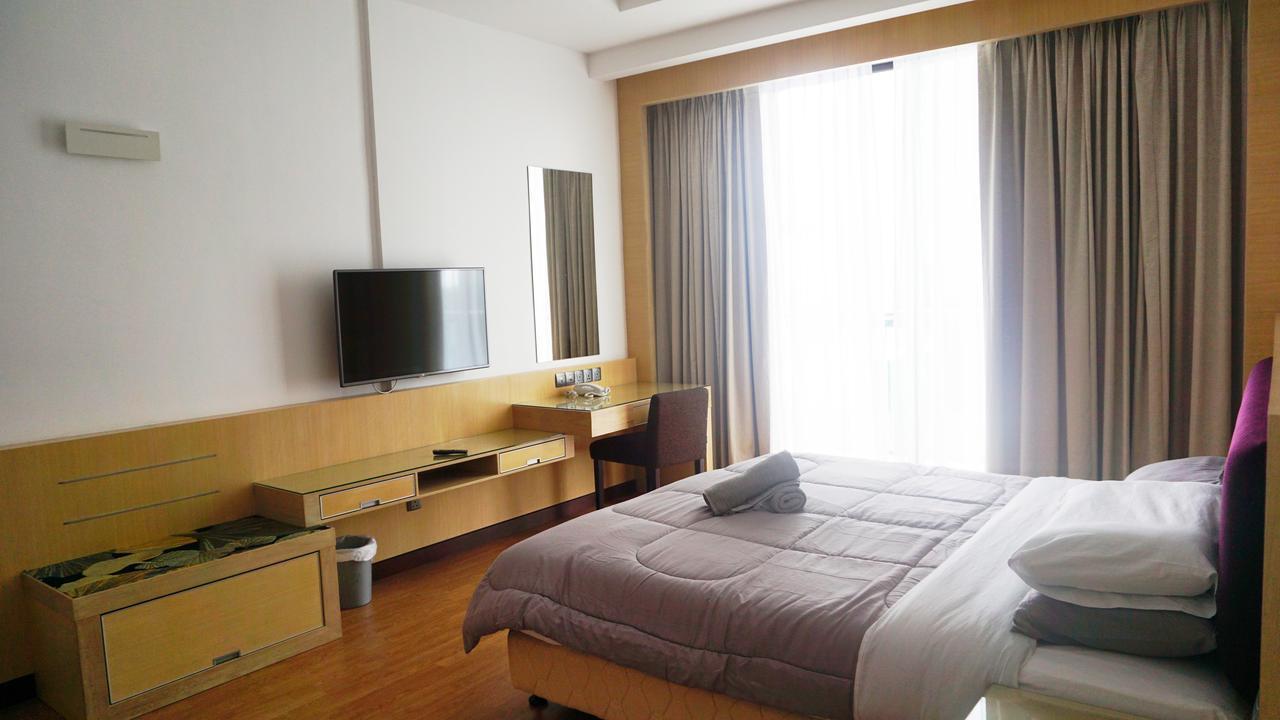 Bernard Holiday Home @ Imperial Suites Kuching Zewnętrze zdjęcie