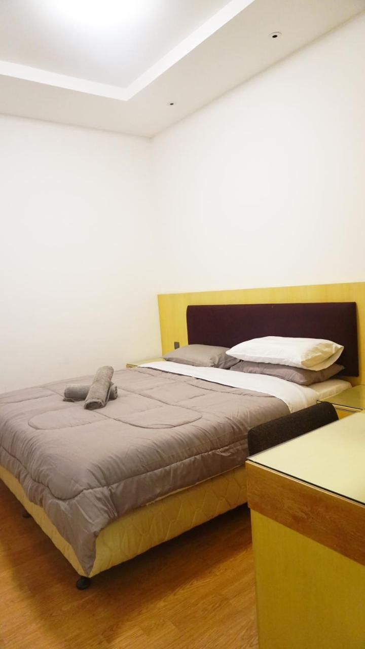 Bernard Holiday Home @ Imperial Suites Kuching Zewnętrze zdjęcie